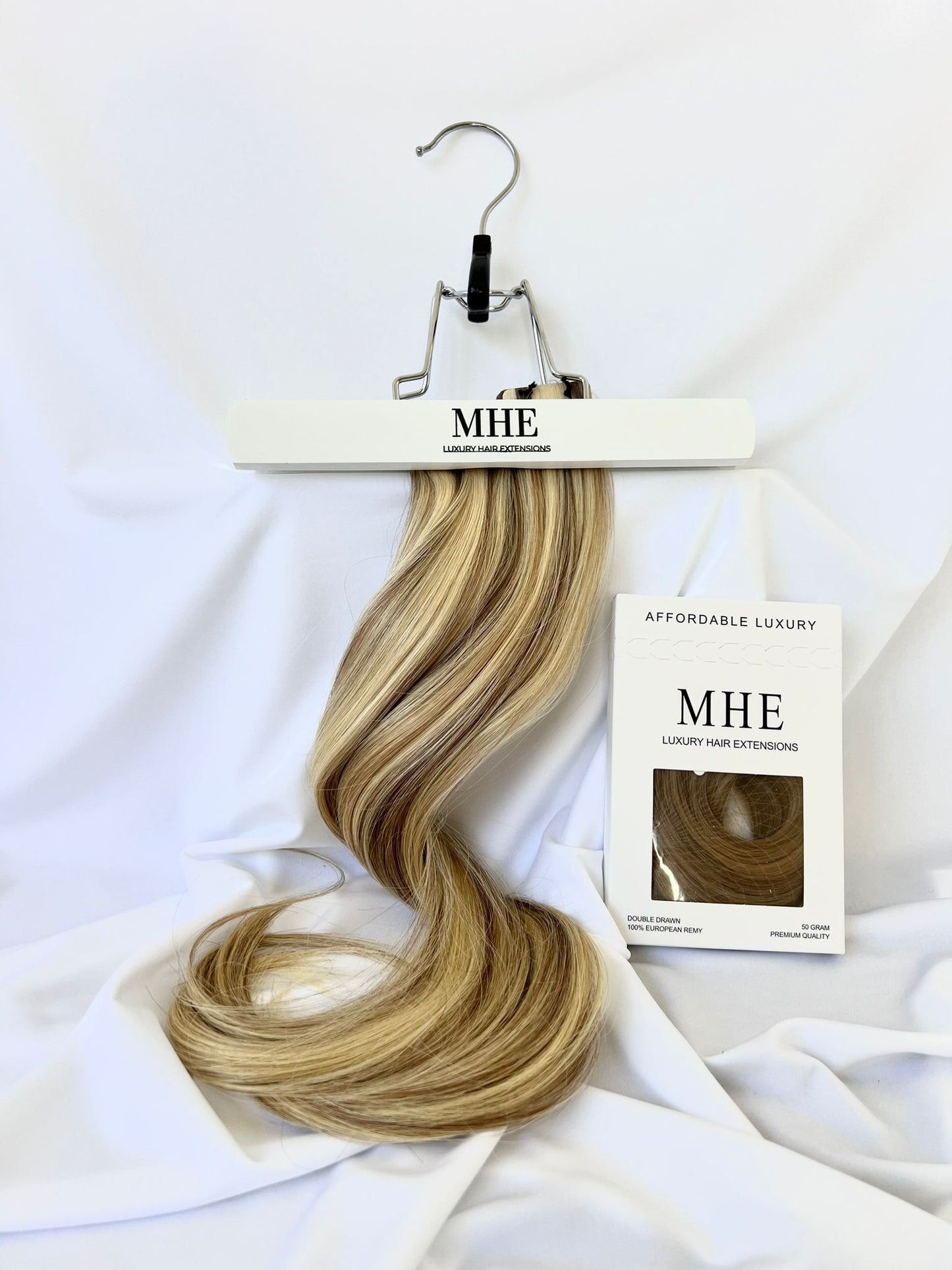 '50G' ULTIMATE SIGNATURE WEFT HAIR-6/60 LIGHT CHESTNUT BROWN & BLONDE 80/20